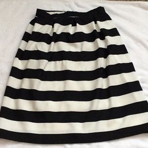 Striped knee-length skirt